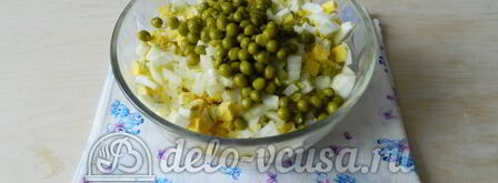 оливье с мясом. Шаг 8