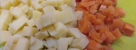 салат оливье в майонезном блинчике. Шаг 5