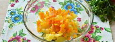 салат в виде петуха оливье. Шаг 4