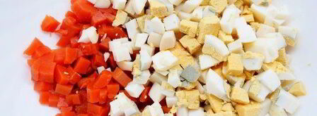 современный оливье с авокадо. Шаг 3