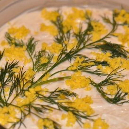 Рецепт мимозы с маслом и сыром