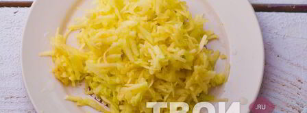 салат мимоза из консервов. Шаг 8