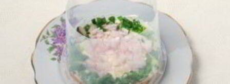 салат мимоза с рисом. Шаг 4