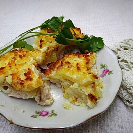 Рецепт куриного мяса под шубой в духовке