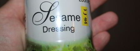 свинина в маринаде из кунжутного дрессинга под шубой из моцареллы и болгарского перца. Шаг 4