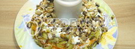 салат с курицей пасхальный. Шаг 9