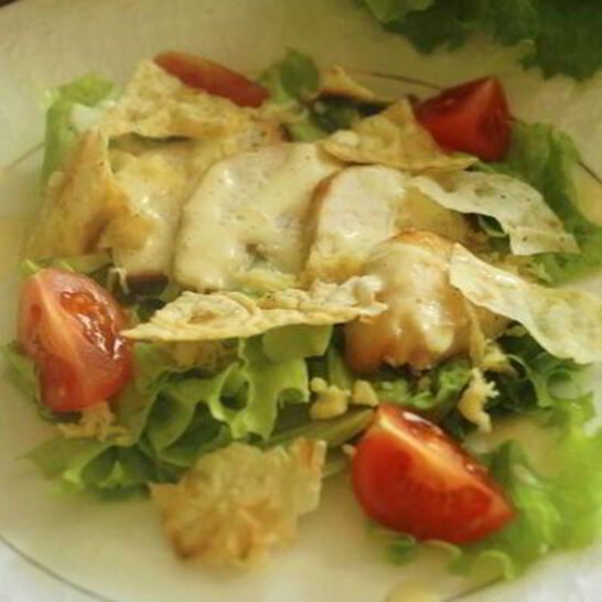 Рецепт салата цезарь с чипсами из лаваша