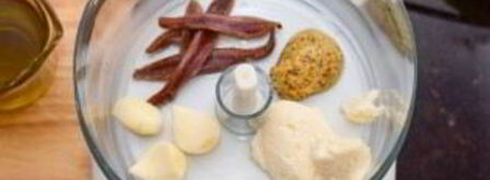 соус для салата цезарь с майонезом. Шаг 3