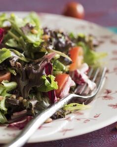 Французский салат с горчичной заправкой винегрет