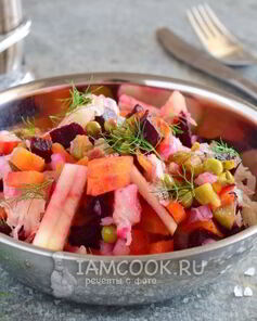 Винегрет с квашеной капустой и горошком