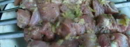 быстрый маринад для свинины из киви. Шаг 5