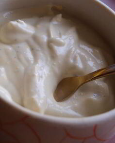 Соус на основе сыра с голубой плесенью