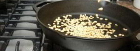песто на сковороде. Шаг 5