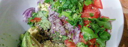 лосось с соусом сальса из авокадо. Шаг 3