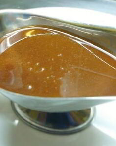 Соус Шаркутье к свинине