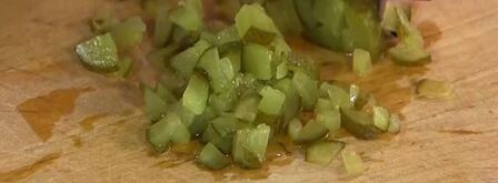 сэндвич с рыбными пальчиками и тартаром. Шаг 6