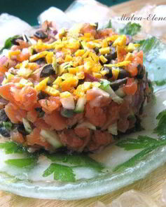 Тартар из форели в ледяном хрустале