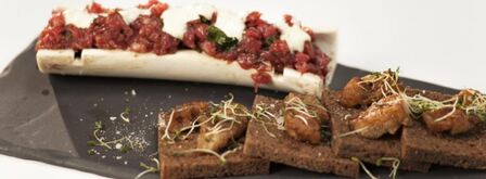 тартар из говядины с мозговой косточкой. Шаг 6