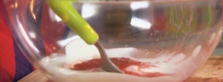 тартар из клубники с йогуртом. Шаг 4