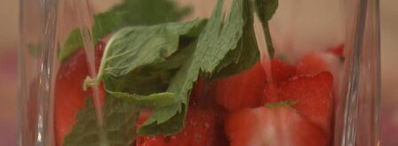 тартар из клубники с йогуртом. Шаг 6