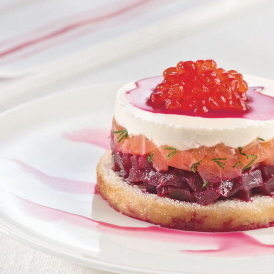 Рецепт тартара из свеклы и форели с красной икрой