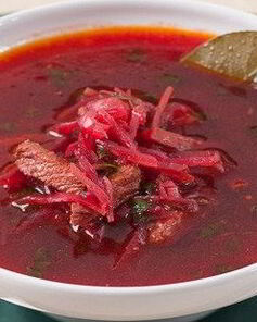 Борщ с чесноком и зеленью