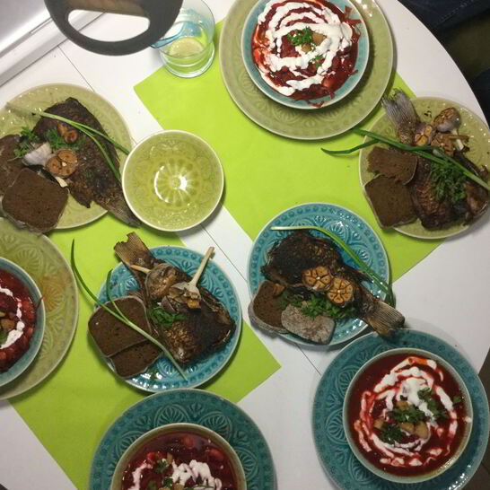 Рецепт борща с карасями