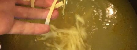 куриный бульон с домашней лапшой. Шаг 9