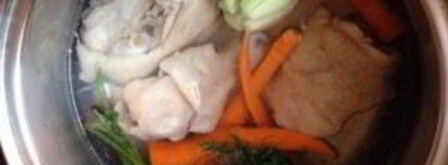 куриный бульон с яйцом. Шаг 3