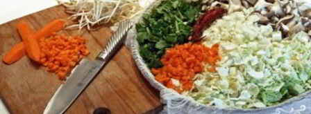 овощной бульон в пароварке. Шаг 3