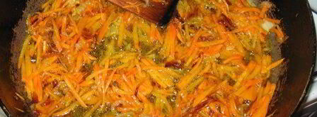 суп панадель — бульон с блинчиками. Шаг 3