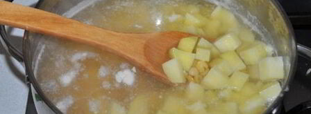 гороховый суп с тушенкой. Шаг 5