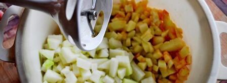 холодный суп-пюре из кольраби с яблоками. Шаг 4