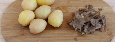 окрошка с колбасой на сыворотке. Шаг 12