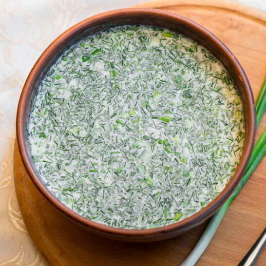 Рецепт окрошки с минеральной негазированной водой, кефиром и курицей