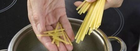 суп минестроне с соусом песто. Шаг 3