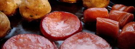 густая тыквенная похлебка с чечевицей, тефтелями и копчеными колбасками. Шаг 4