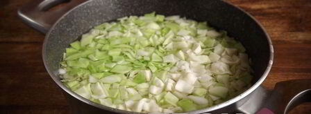 щи из свежей капусты. Шаг 4