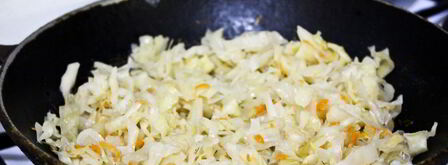 щи с курицей и грибами. Шаг 8