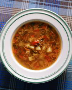 Вегетарианские щи со шпинатом