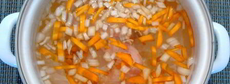 зеленые щи с крапивой и щавелем с яйцом. Шаг 5