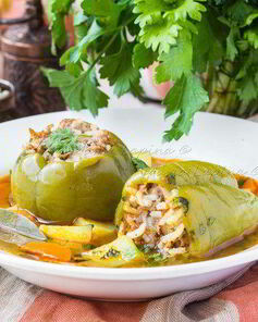 Суп с фаршированными перцам Дулма-Шурпа