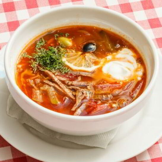 Рецепт солянки с говяжьим сердцем и беконом