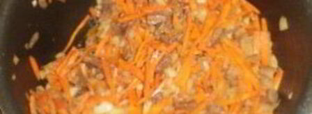 солянка с колбасой и грибами. Шаг 5