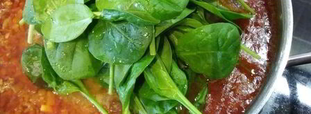 суп из чечевицы с мясным фаршем и шпинатом. Шаг 7