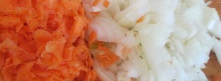 суп с молодой капустой и куриными тефтельками. Шаг 6