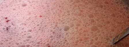 холодный свекольник с курицей на сметане и минеральной воде. Шаг 6