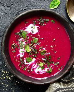 Свекольник с томатами