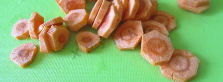 сырный суп с колбасой и плавленным сыром. Шаг 3