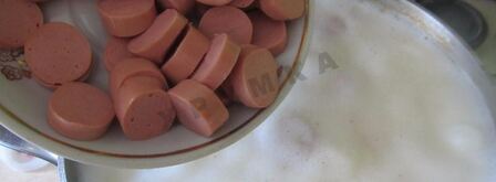 сырный суп с колбасой и плавленным сыром. Шаг 10